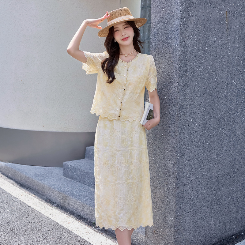 小香风套装裙2025夏季新款高级感气质显瘦洋气上衣蕾丝半裙两件套