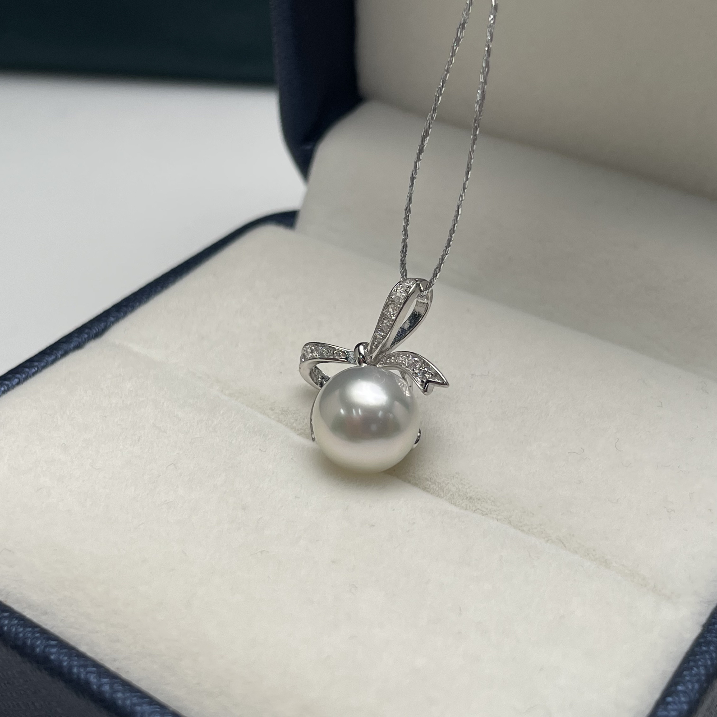 海水澳白银吊坠9-10mm蝴蝶结款潮流百搭