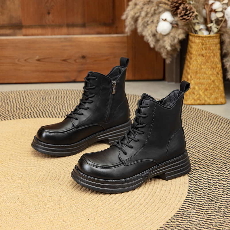 真皮平底马丁靴女英伦2025爆款秋冬百搭厚底单靴洋气轻便加绒短靴