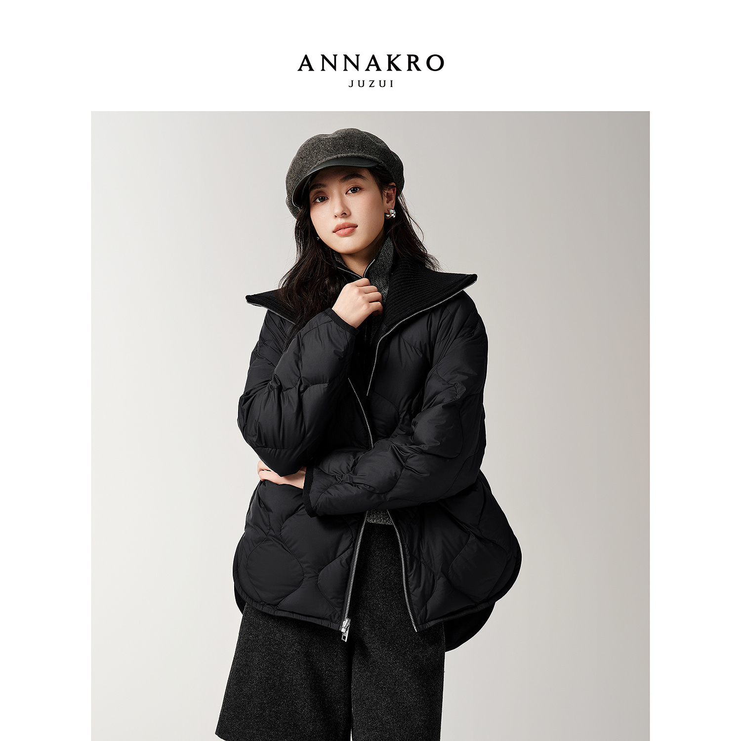 玖姿安娜蔻随性针织翻领落肩正反两穿羽绒服女2025新款KWFD032049