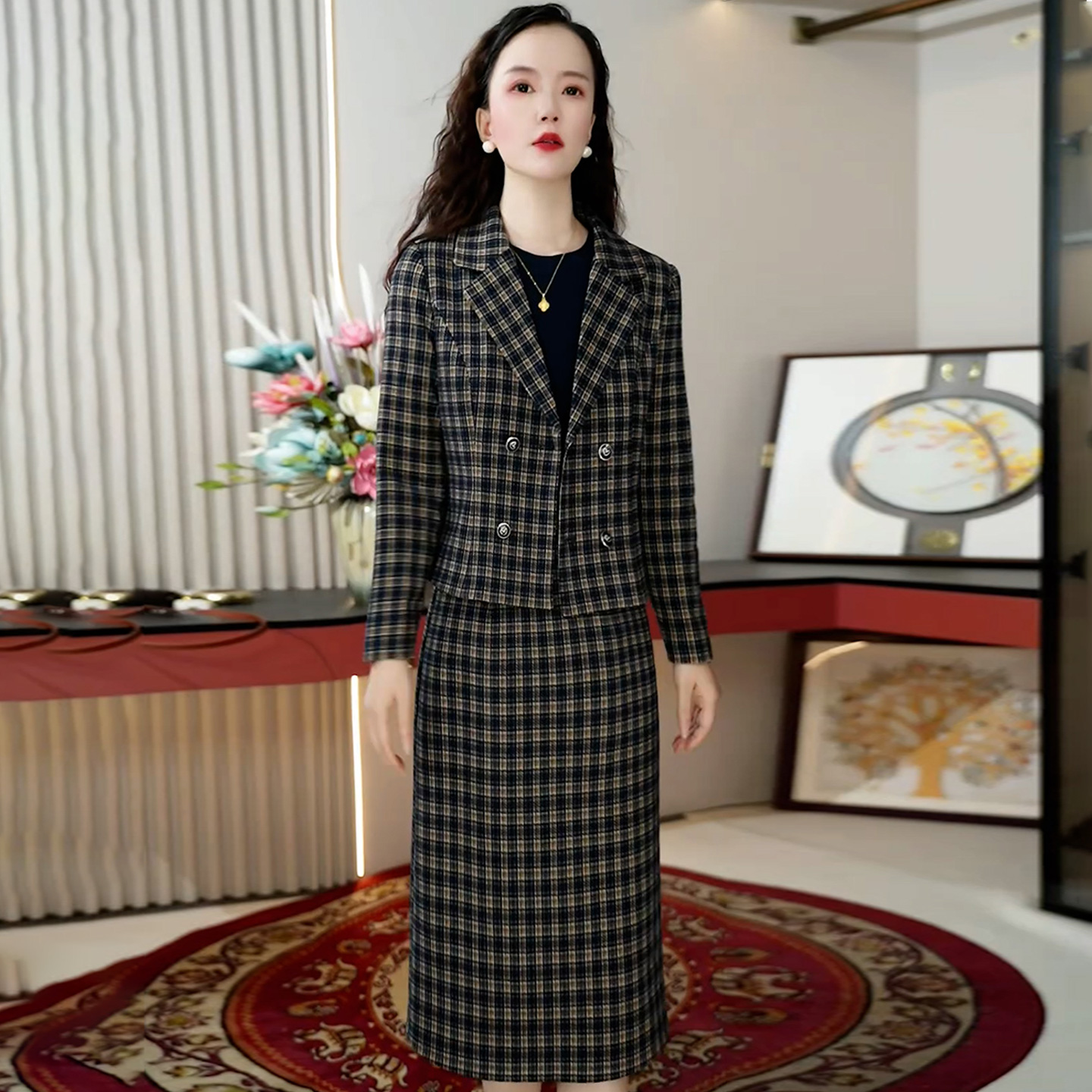 时尚格子套装女2025秋季新款爆款妈妈装气质百搭减龄连衣裙两件套