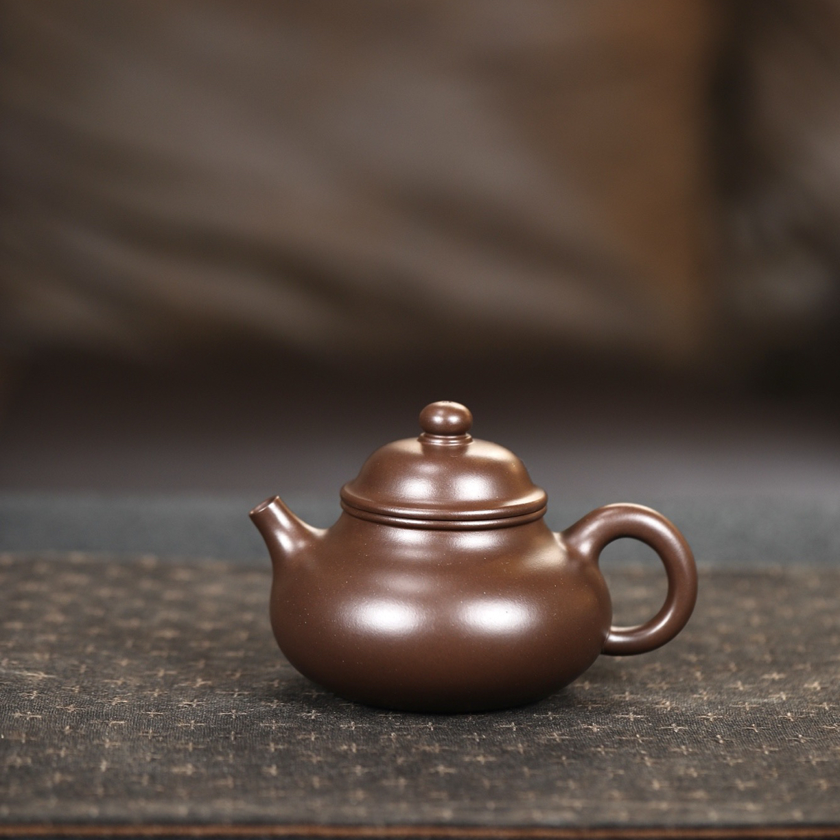 容天·传统佳器   紫砂壶容量260cc/原矿老紫泥