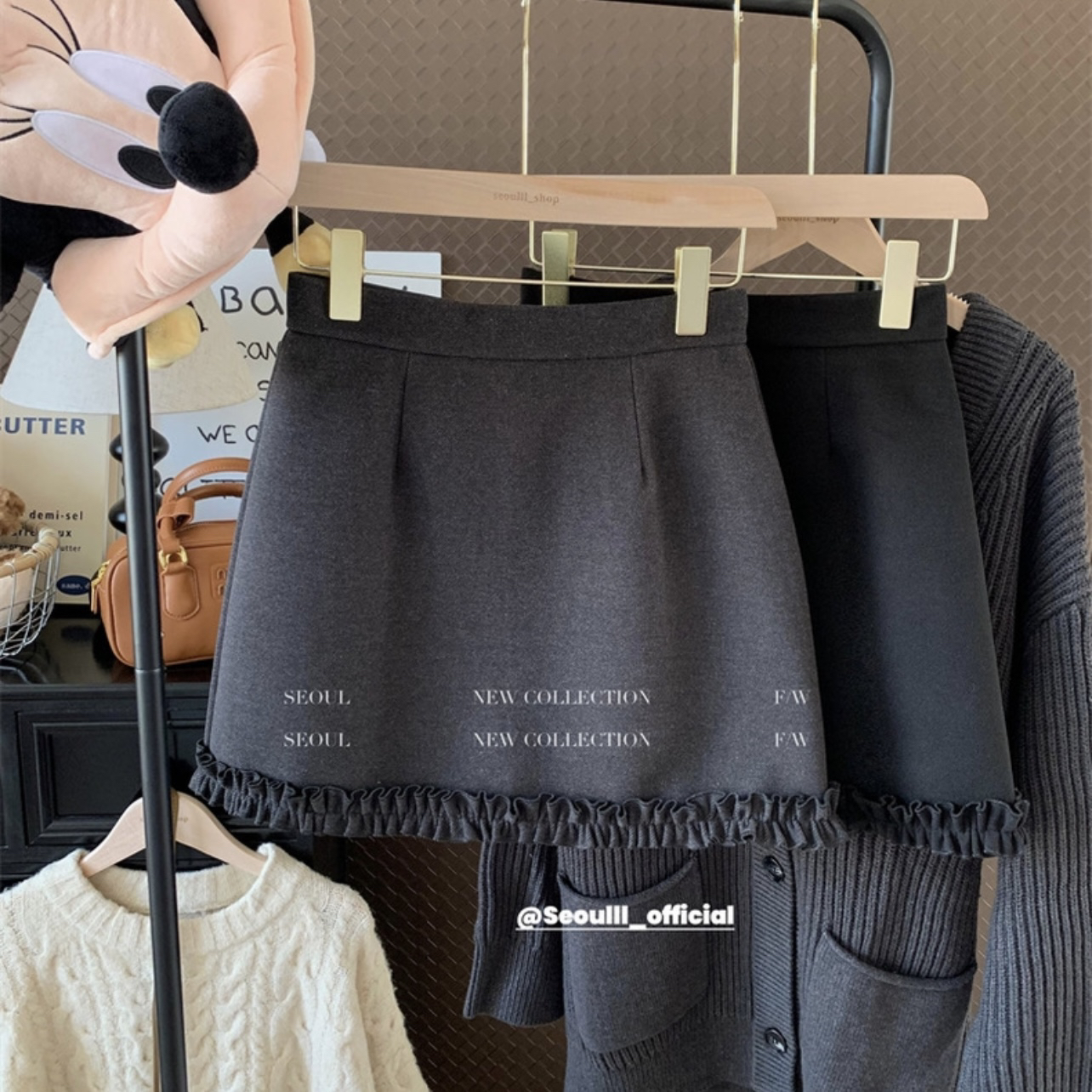 高腰a字木耳半身裙秋冬韩版木耳边小众百搭显瘦防走光呢子短裙女