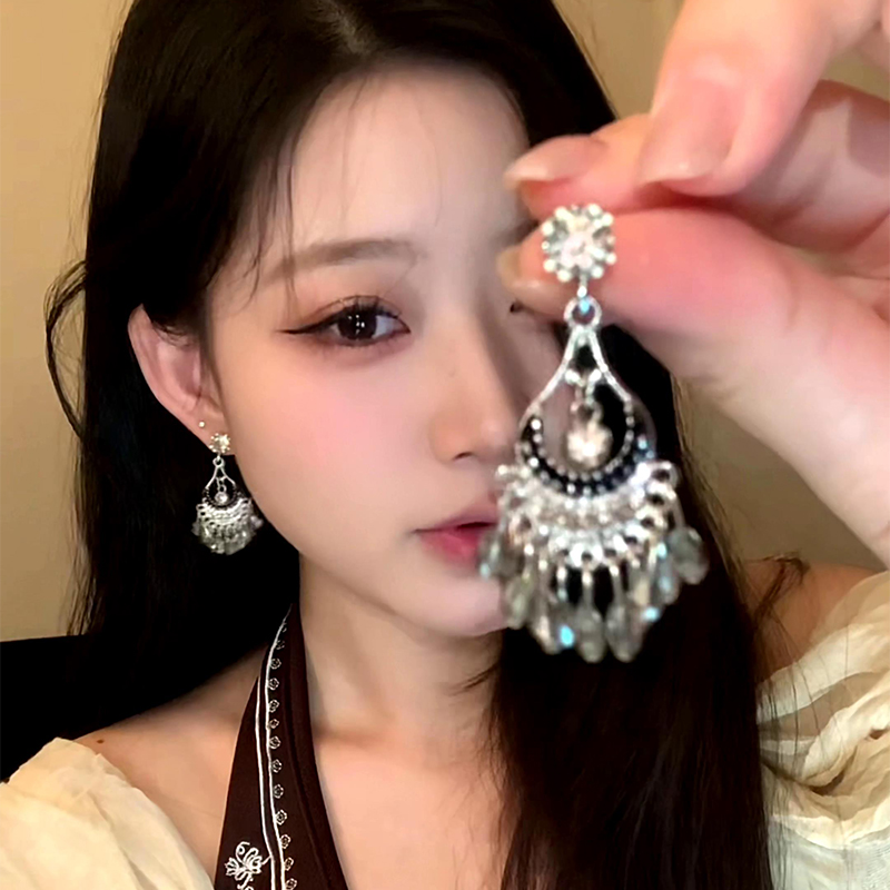 铜合金耳饰 银色仿钻复古耳环 流苏装饰异域风耳饰新款耳饰
