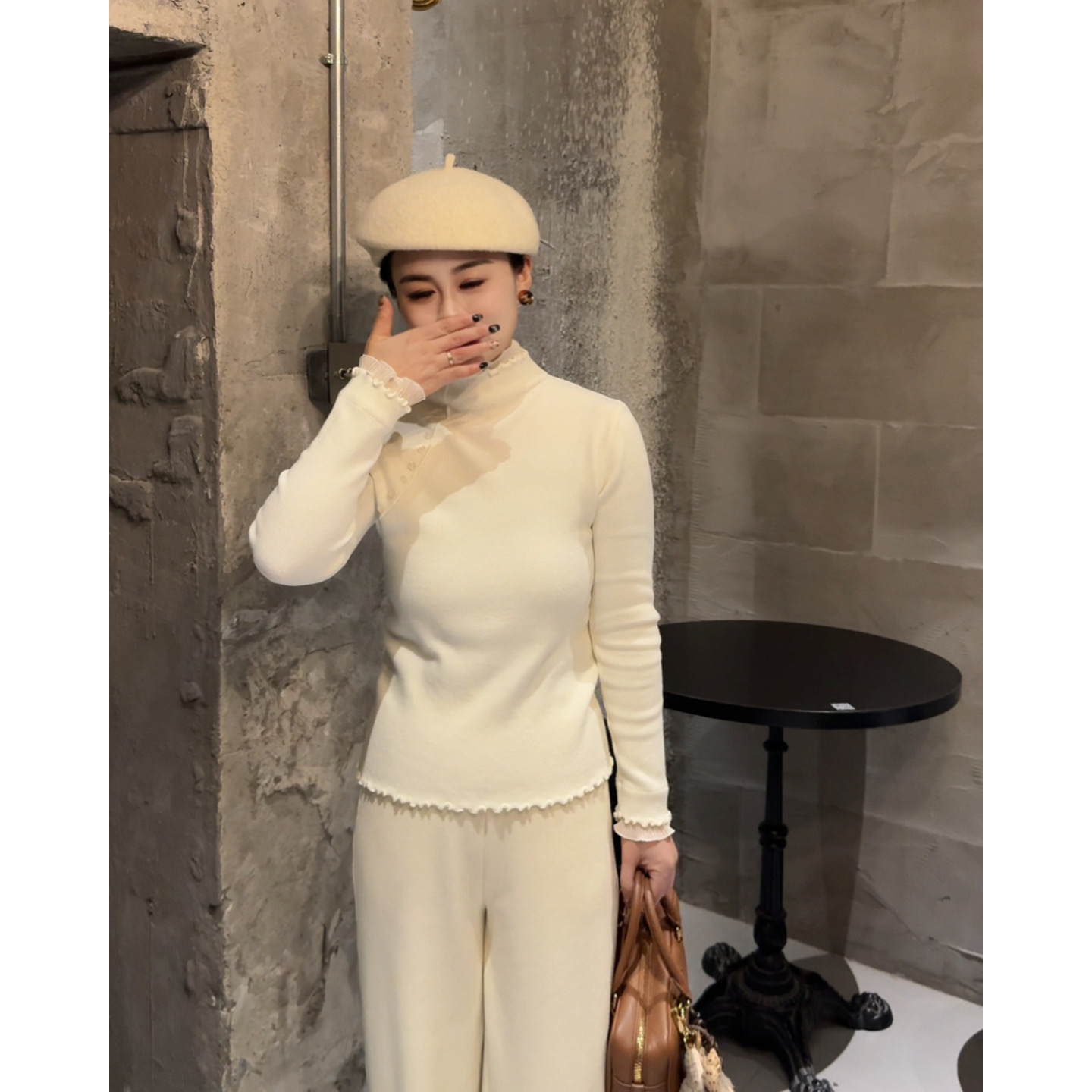 MY【暗夜蔷薇】冬季新款韩系设计感网纱木耳边拼接半高领长袖针织衫