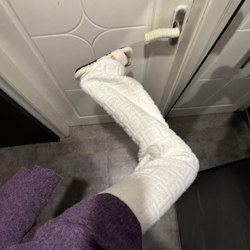 2025新款爆款秋冬高腰针织阔腿裤提花休闲裤显瘦网红直筒白色裤子