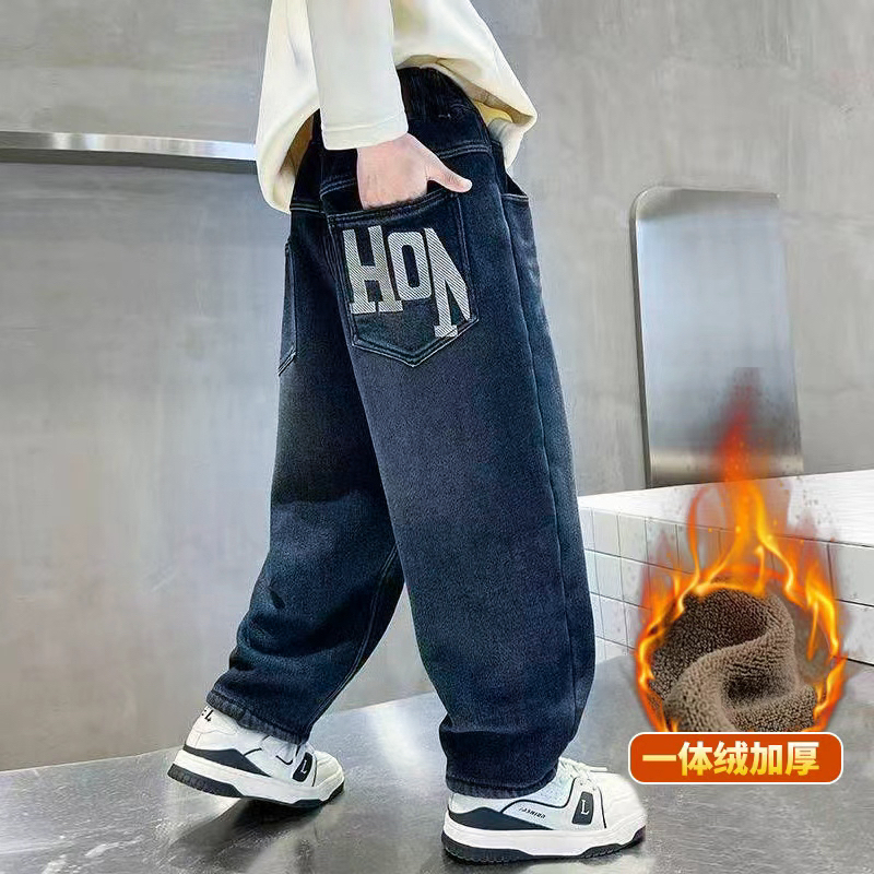 男童加绒裤子秋冬款2025新款中大童加厚冬季儿童装一体绒牛仔裤潮