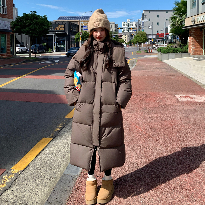 咖色韩系复古长款连帽鹅绒服女2025冬新款时尚洋气保暖白鹅绒外套