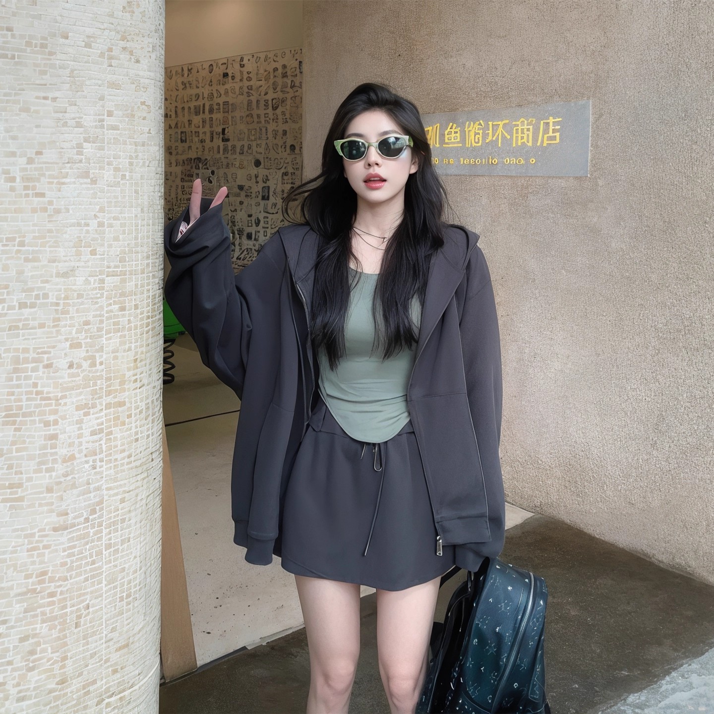 秋季山东即墨连帽早秋卫衣外套女春秋2025正肩秋冬加绒开衫厚