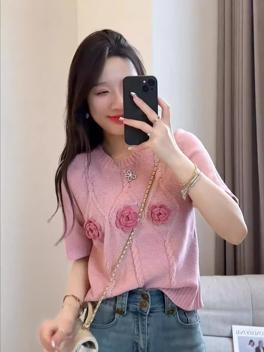 2025新款春装女款高级感别致短袖网红韩系宽松轻熟针织衫上衣