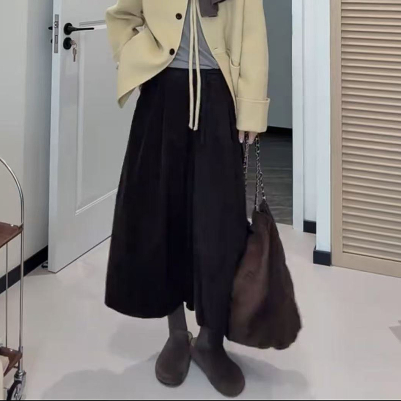 网红百搭设计感显瘦加绒阔腿裤秋冬穿搭轻奢复古灯芯绒休闲八分裤