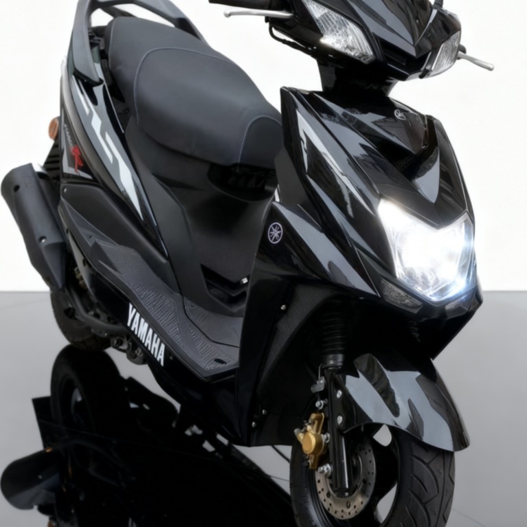 原装雅马哈尚领125cc踏板车摩托沙滩车代步燃油四冲程女装车