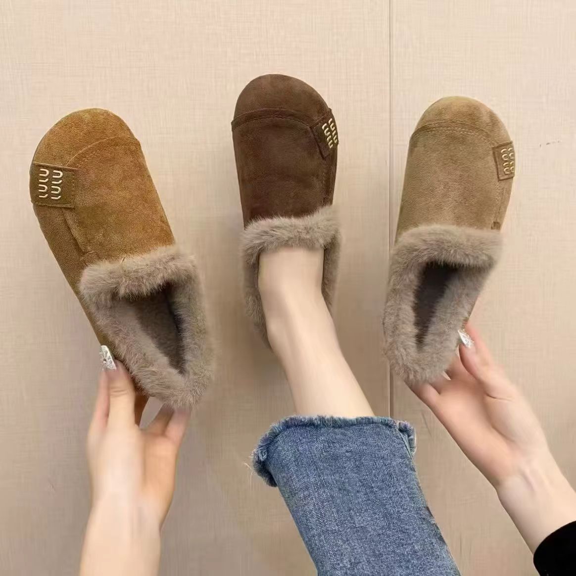 【运费险补贴】秋冬季新款防滑一脚蹬棉鞋女平底加绒保暖复古豆豆鞋