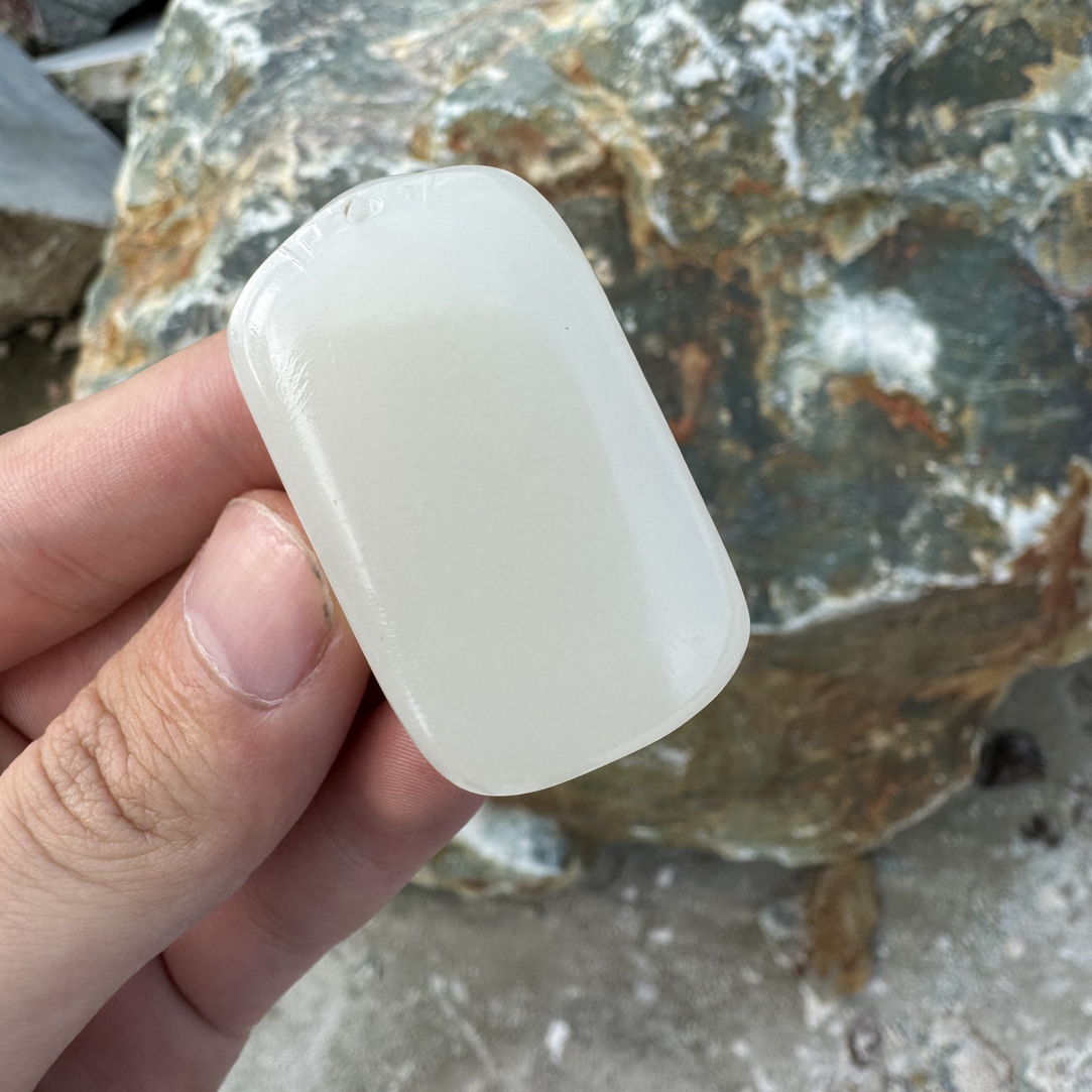 新疆暖白色面包无事牌