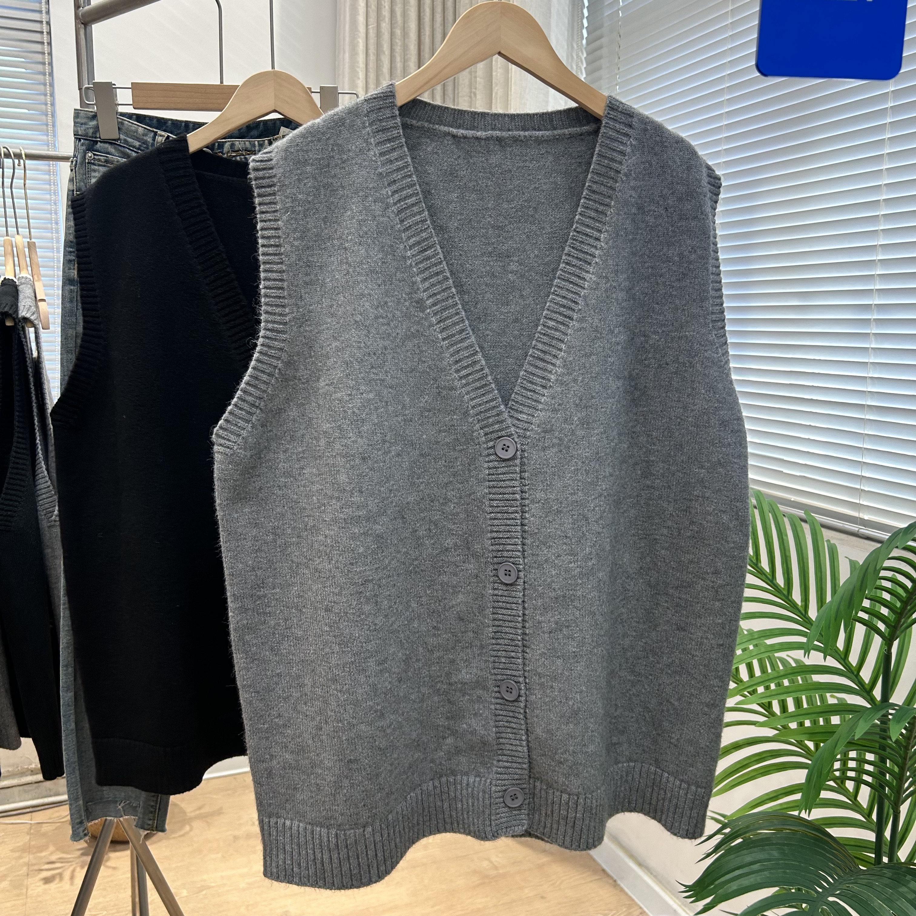 【大码】胖mm毛衣背心女大版型中长款V领针织马甲开衫女孕妇装秋冬