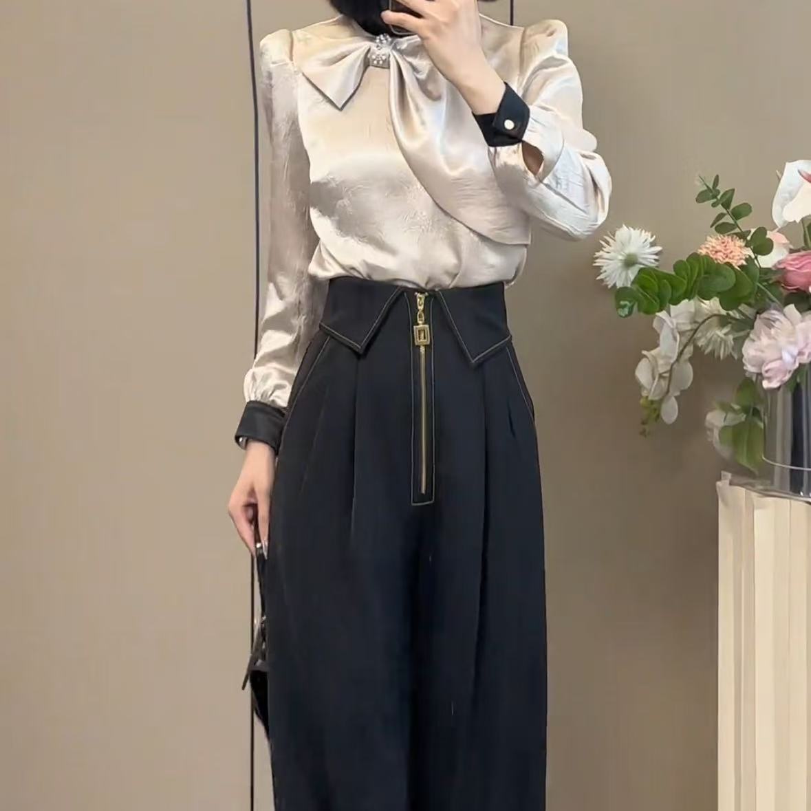 2025春季新款时尚显瘦气质女士网红洋气两件套百搭款D7478-1