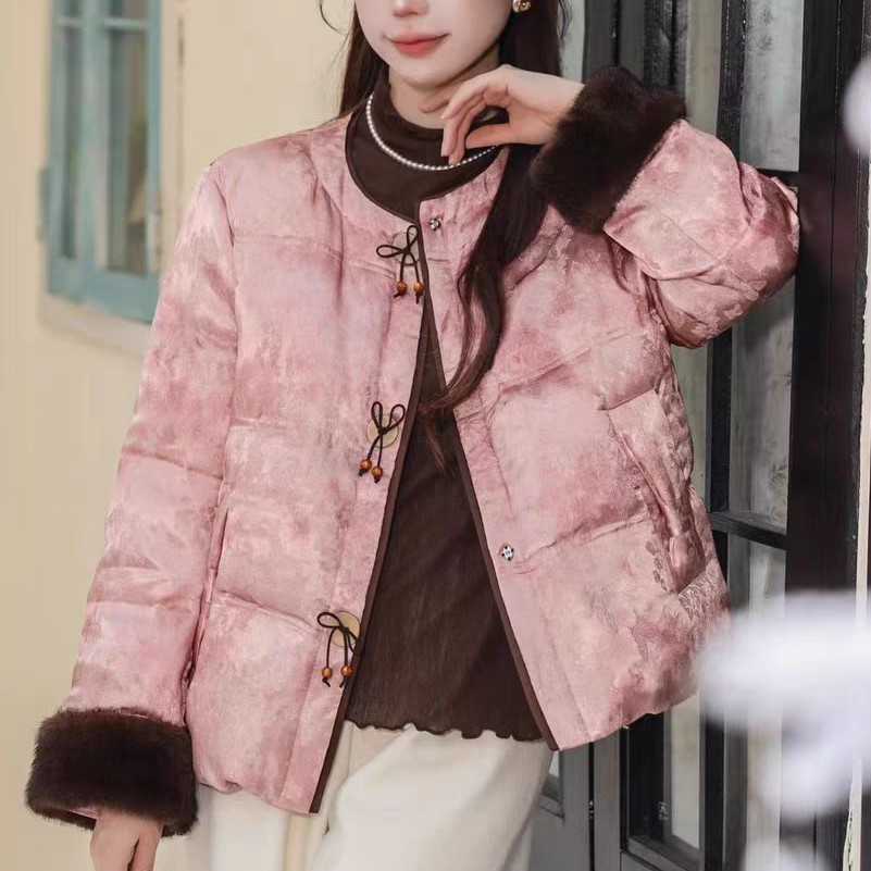 新中式国风提花盘扣羽绒服女时尚轻奢洋气复古百搭加厚保暖外套
