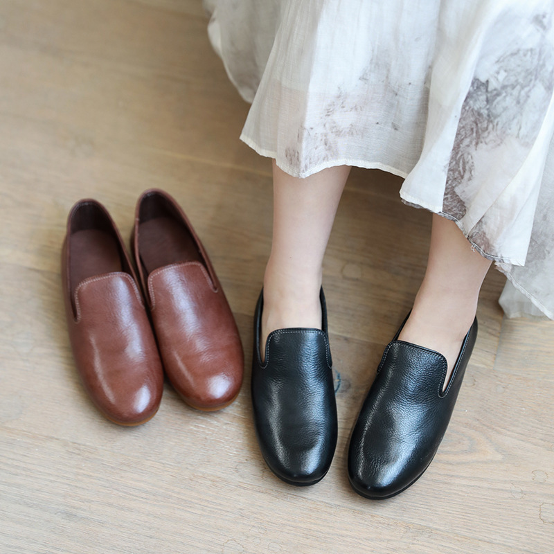 牛皮单鞋圆头闲皮鞋韩版平跟豆豆鞋黑色小皮鞋秋季新款