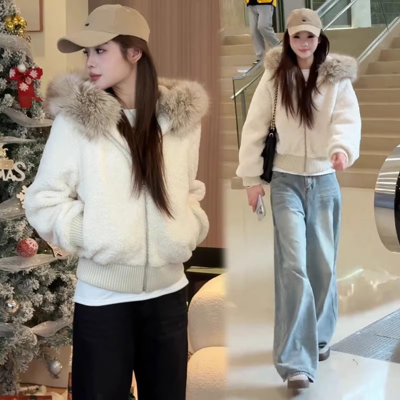 拉夏贝尔时尚毛毛衣短外套女2025秋冬季新款大毛领加厚保暖上衣潮