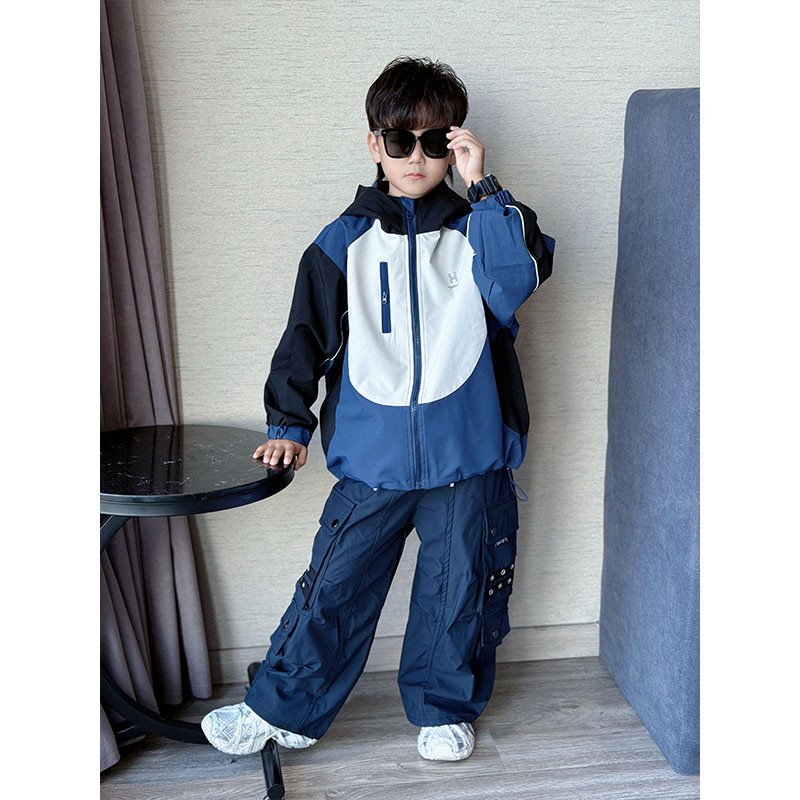 男童秋季新款个性拼接撞色连帽休闲长袖外套中大童百搭工装直筒裤