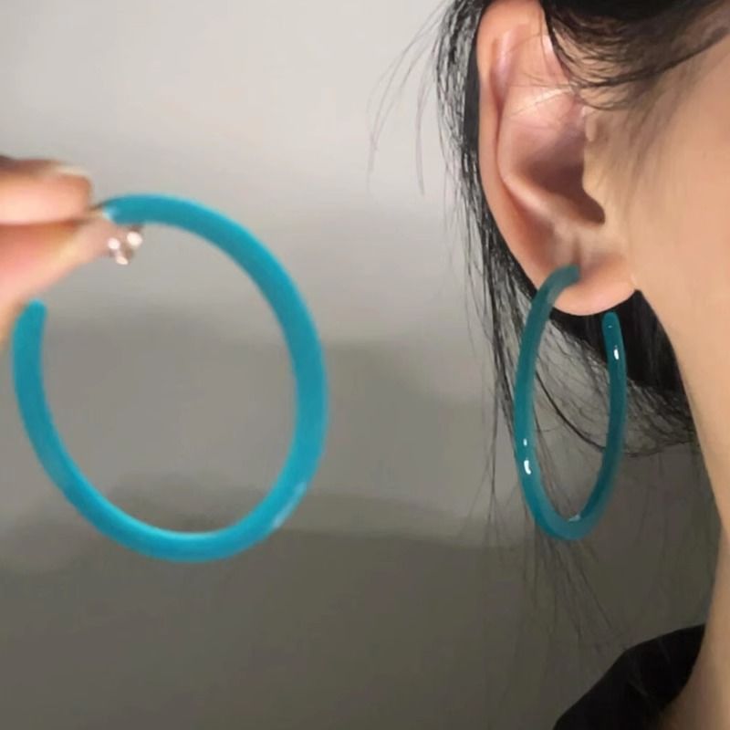 「云水生烟」小清新果冻色圆圈耳环2025新款小众复古港风显脸小耳饰