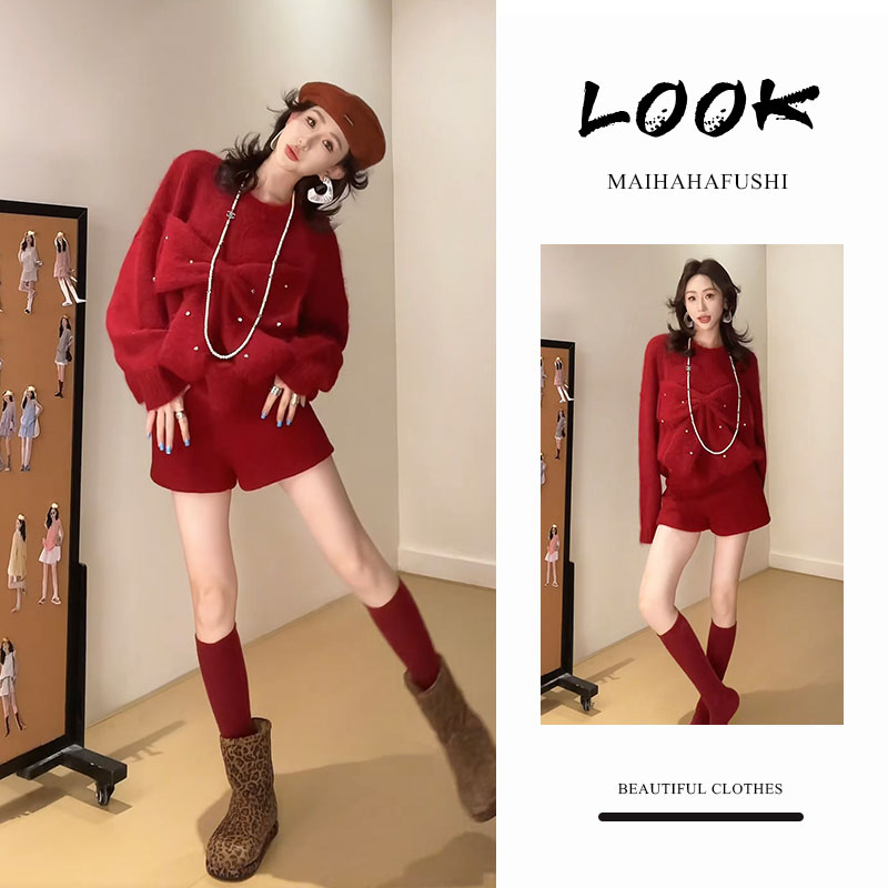 冬季一整套女装2025新款韩版洋气设计感套头针织毛衣高腰短裤套装