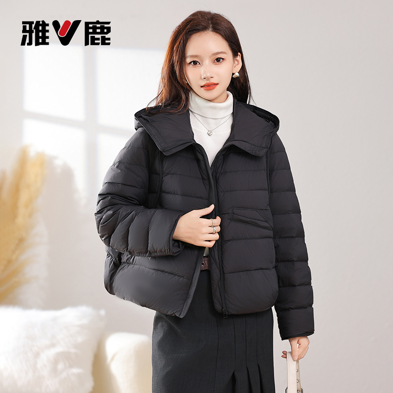 V/雅鹿2025新款羽绒服女轻薄短款时尚排骨保暖外套大码百搭连帽冬