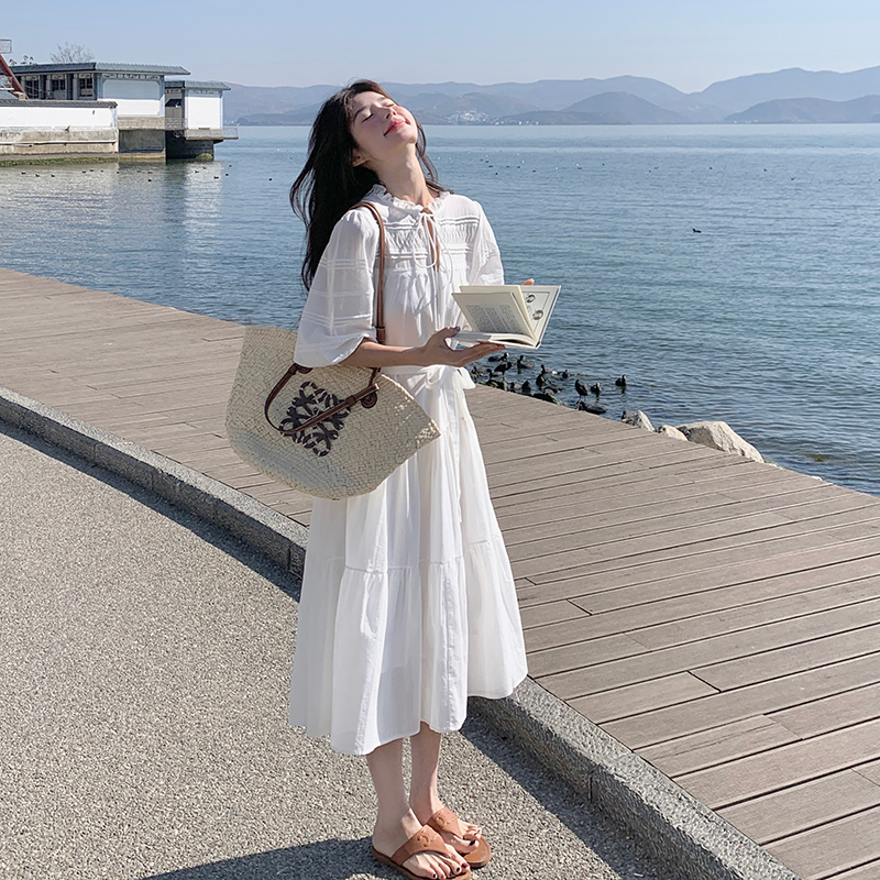 今年流行爆款高级感度假风重工泡泡袖米白色女生韩系ins衣服短袖