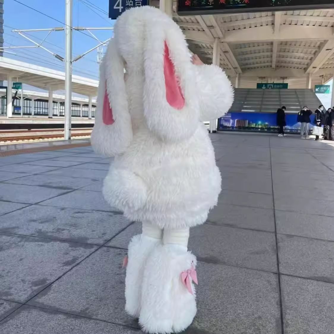 女童爆款毛套装冬季新款儿童洋气爱兔子宝宝女孩毛衣短裤冬季