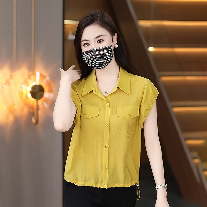 新款老钱风短款衬衫女士夏季设计感气质宽松飞飞袖松弛感翻领衬衣