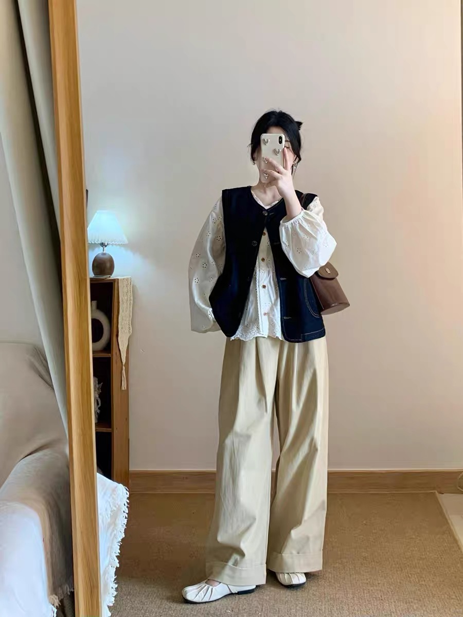 2025秋季新款韩系穿搭复古马甲法式衬衫休闲阔腿裤时尚减龄三件套