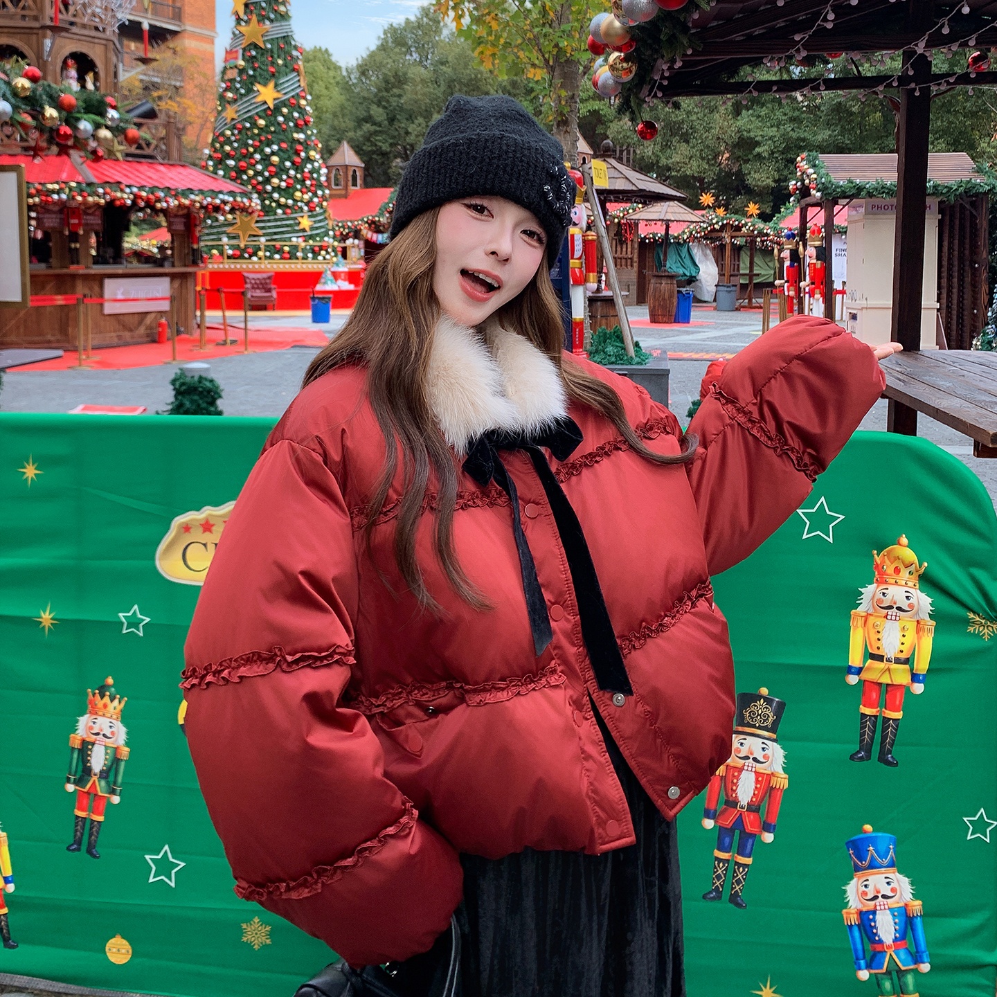韩系圣诞红毛领棉衣女2025冬季高端洋气小个子木耳边保暖棉衣外套