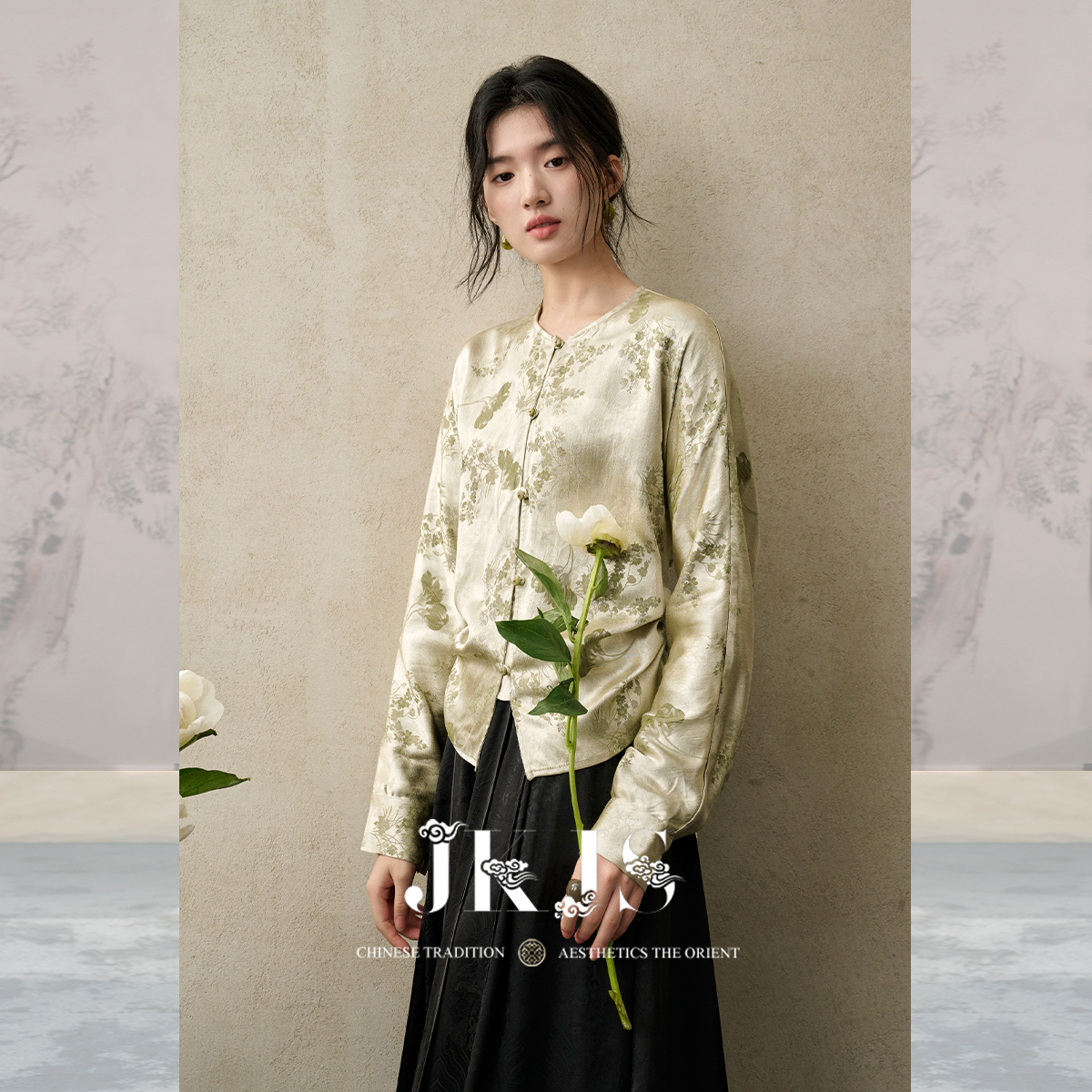 JKJS【梧月青】人丝肌理提花新中式上衣复古圆领女士早秋衬衫外套