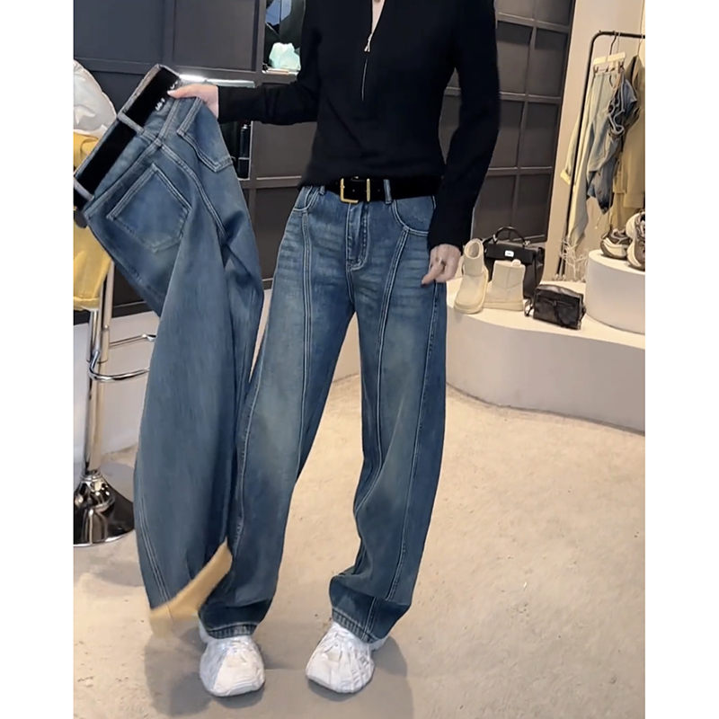 2025秋冬加绒爆款弯刀裤女宽松显瘦阔腿牛仔裤梨形身材微胖拖地裤