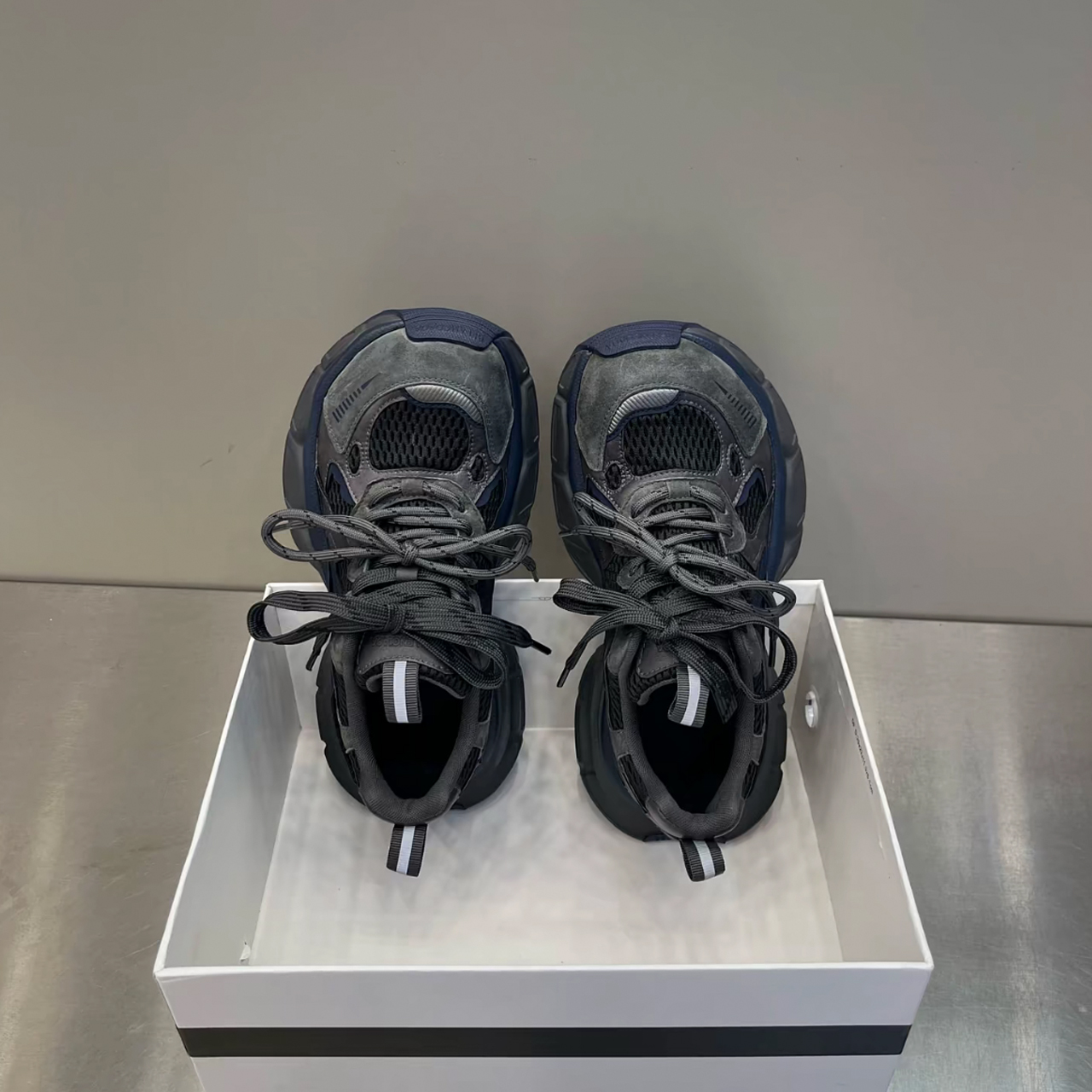 真皮老爹鞋女2025秋季小怪兽新款甩头休闲运动鞋百搭厚底爆款女鞋