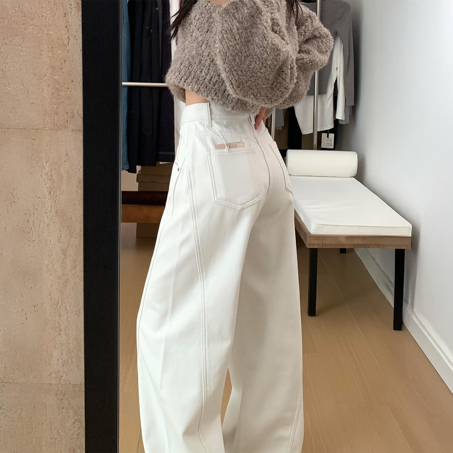 美式加绒弯刀牛仔裤女冬季新款大码胖mm宽松设计感梨型身材阔腿裤