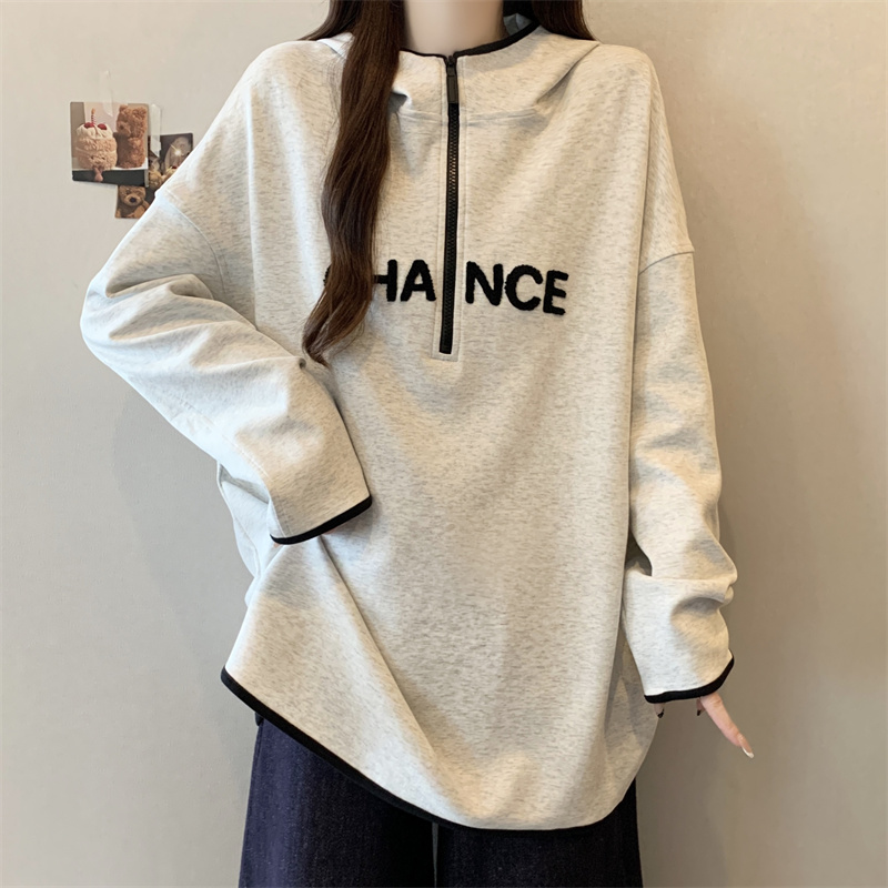 大码女装秋冬新款时尚休闲灰色卫衣带帽拼黑色线条半拉链百搭上衣