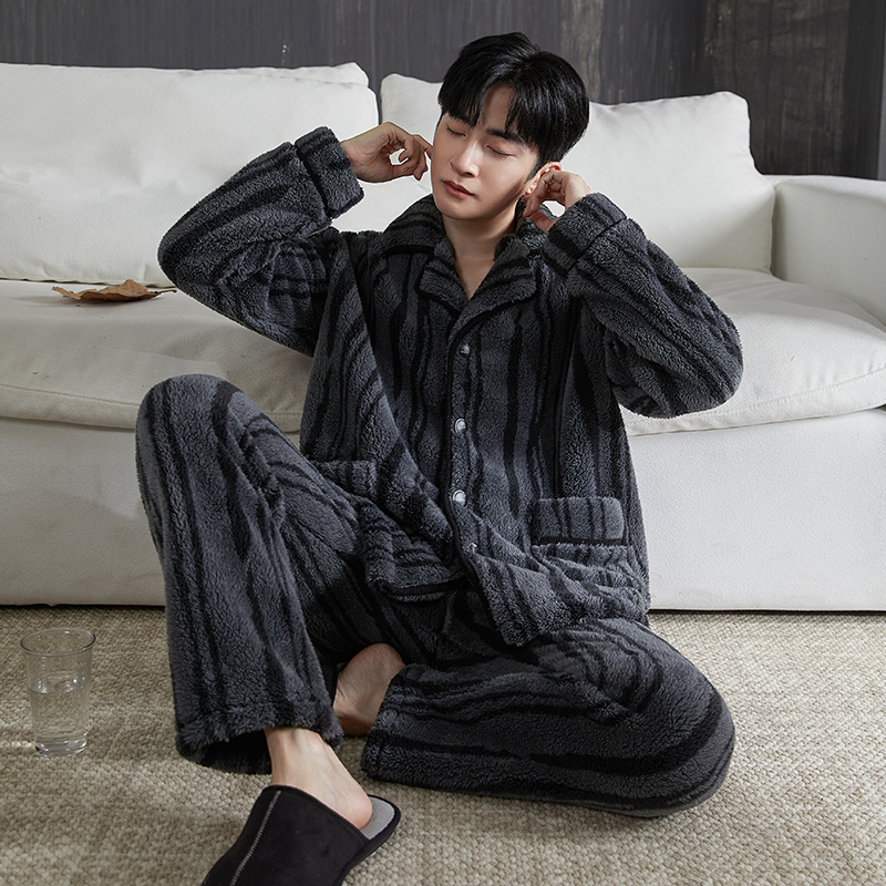 秋冬款睡衣男款冬季男士珊瑚绒加绒加厚大码法兰绒时尚家居服冬天