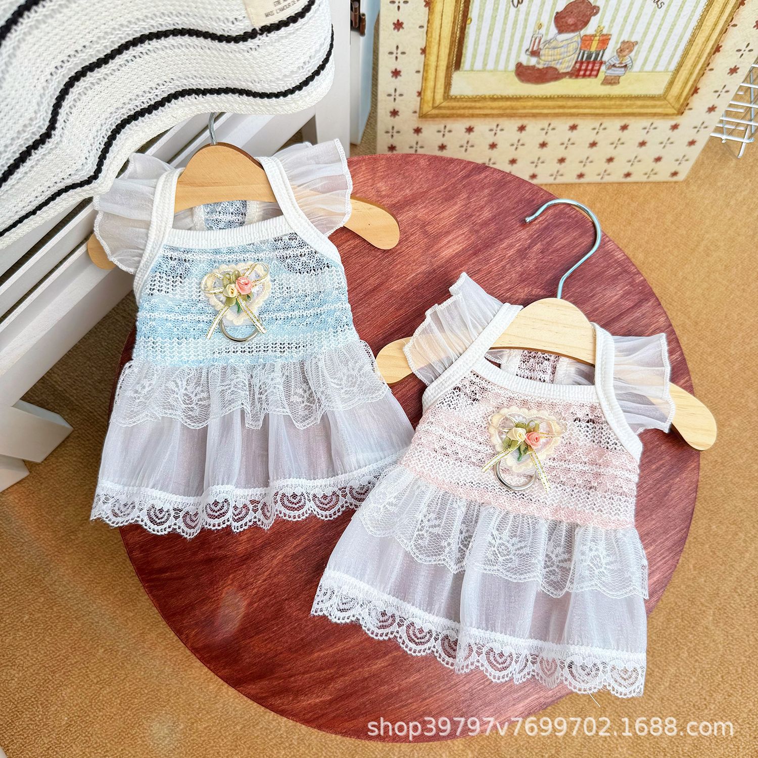 新款夏季薄款镂空蕾丝吊带裙狗狗猫咪衣服透气防掉毛宠物服饰