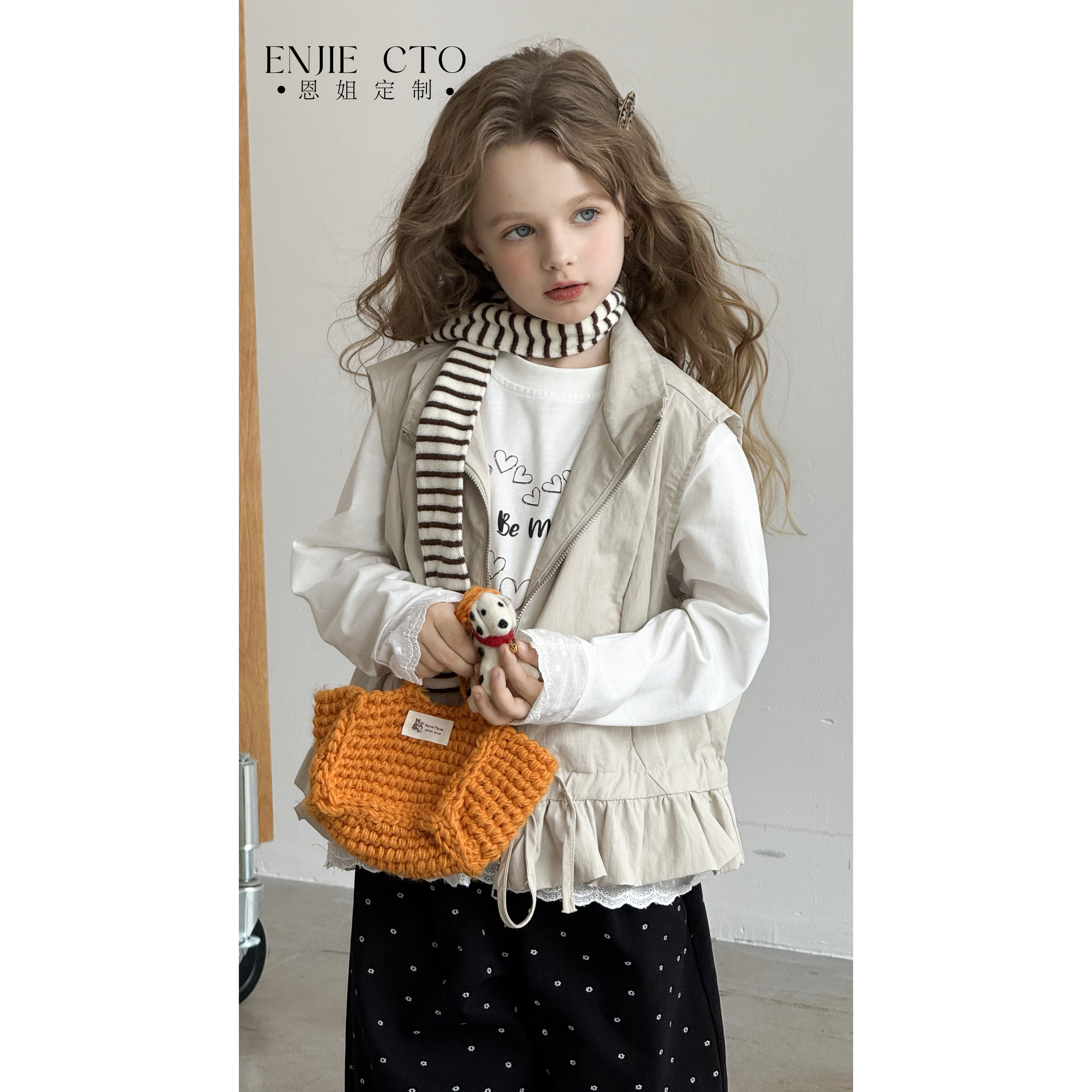 【美式甜心】秋新款女童下摆荷叶边无袖马甲外套百搭叠穿ENCK581