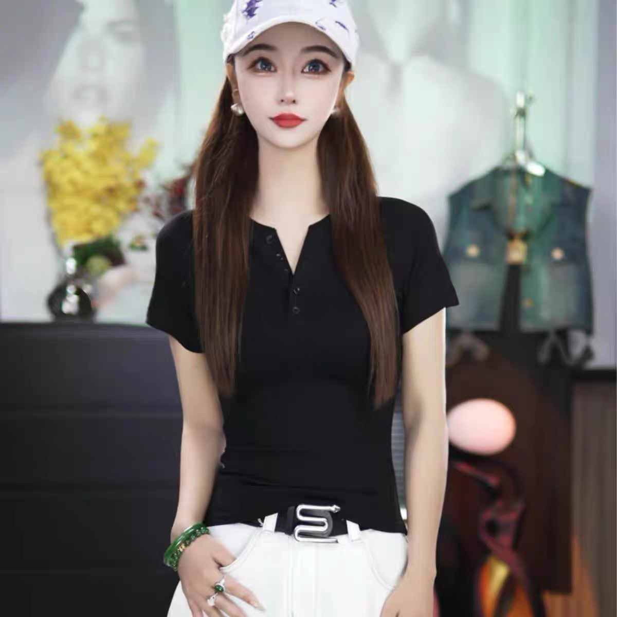 早秋新款排扣V领百搭小众设计感显瘦短袖t恤纯欲风莫代尔修身上衣