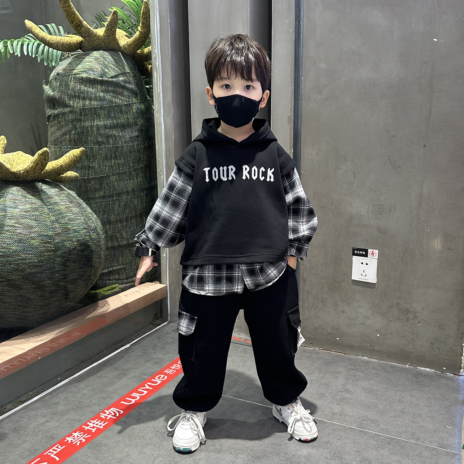 儿童2025秋季新款男童套装春秋装帅洋气时髦男孩宝假两件卫衣穿搭