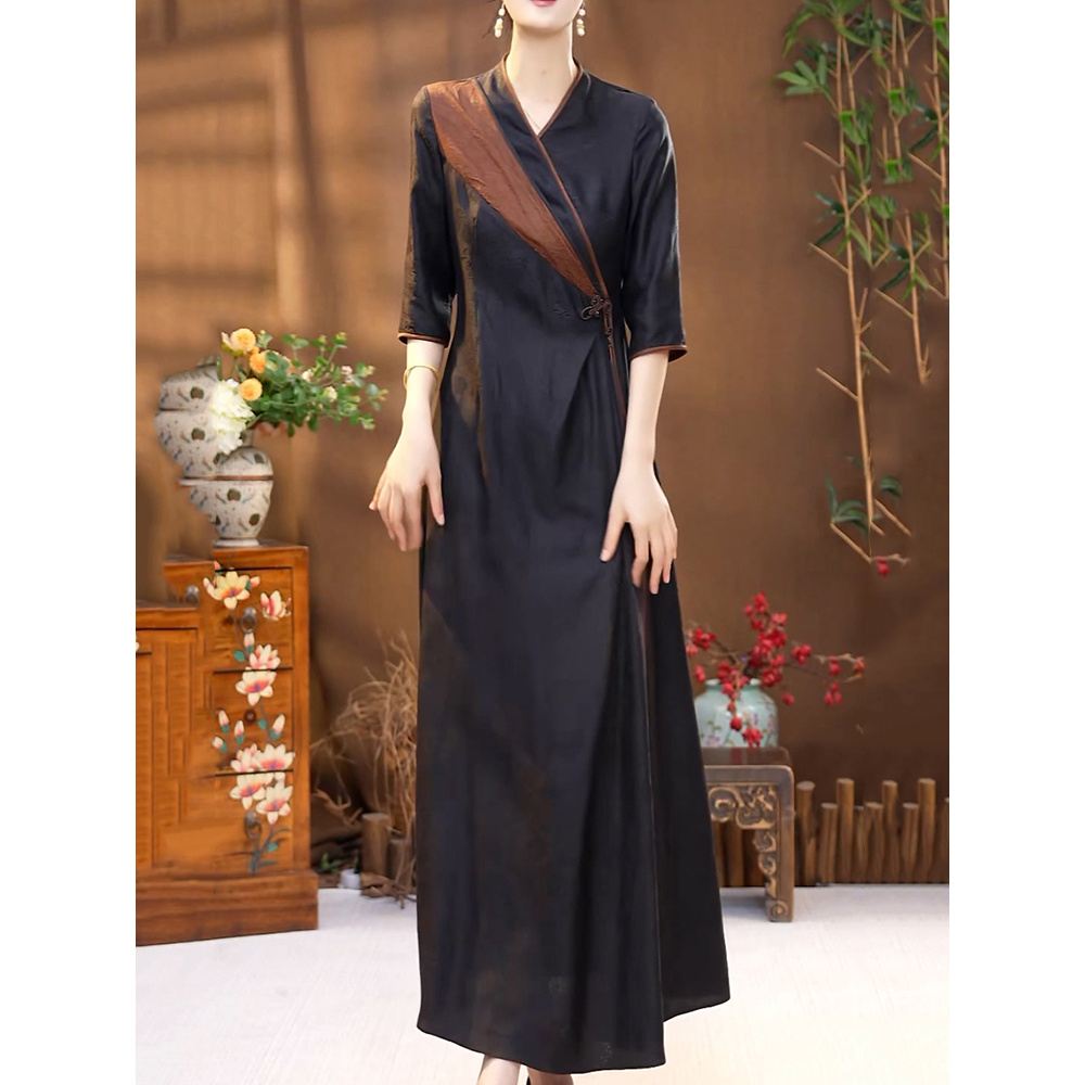 高级感新中式撞色拼接V领连衣裙2025夏季新款端庄优雅五分袖长裙