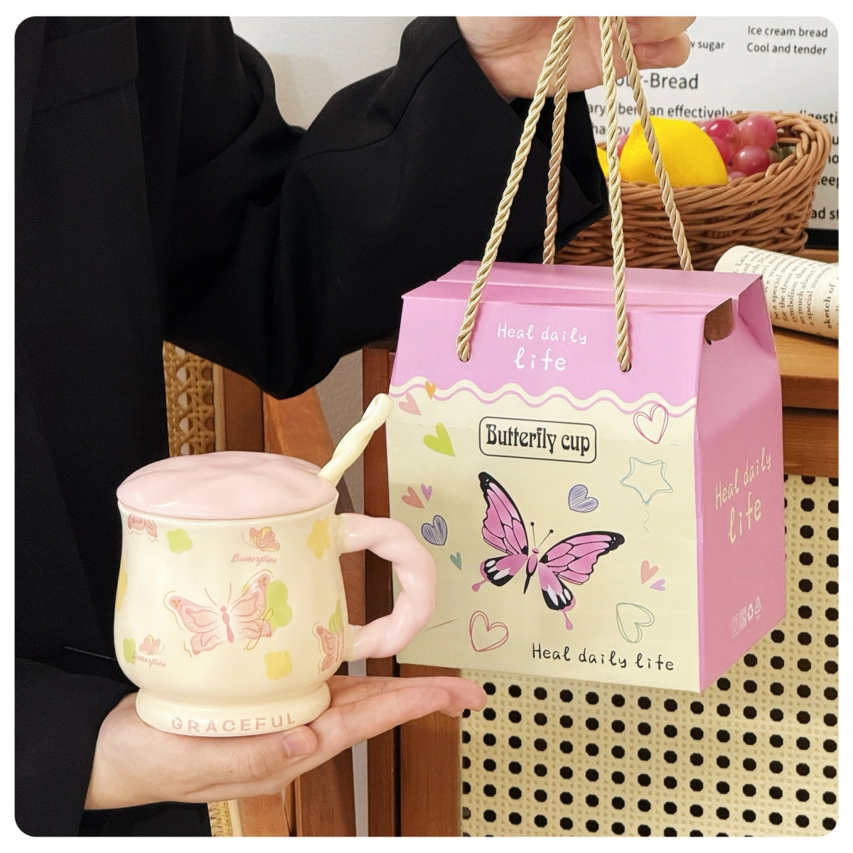 蝴蝶马克杯高颜值情侣杯子喝水杯生日礼物送女生陶瓷杯子带盖水杯