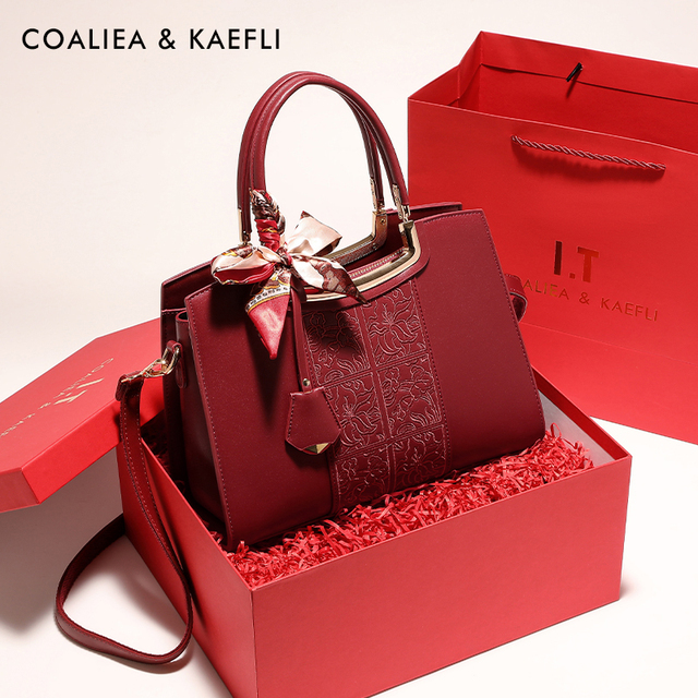 香港品牌国风刺绣手提包高级感红色包包结婚包妈妈礼物婆婆斜挎包