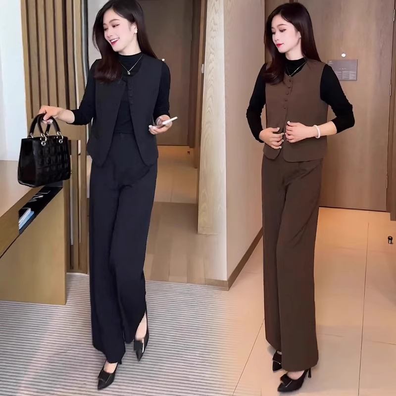 拉夏贝尔时尚三件套女春秋2025新款洋气马甲打底衫运动阔腿裤套装
