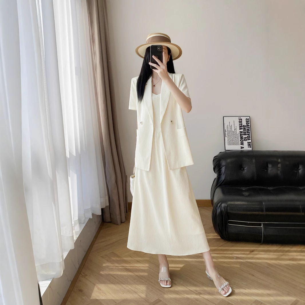 胖mm大码女装夏季高级感白色短袖吊带裙套装洋气时尚裙子两件套潮