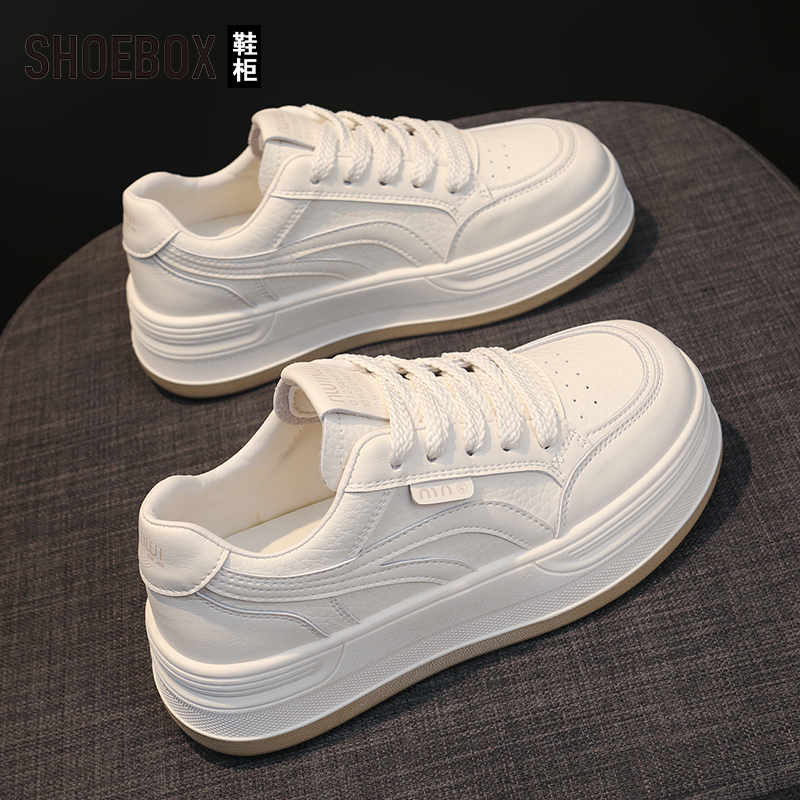 达芙妮旗下鞋柜厚底小白鞋女2025秋季新款百搭休闲白色运动板鞋子