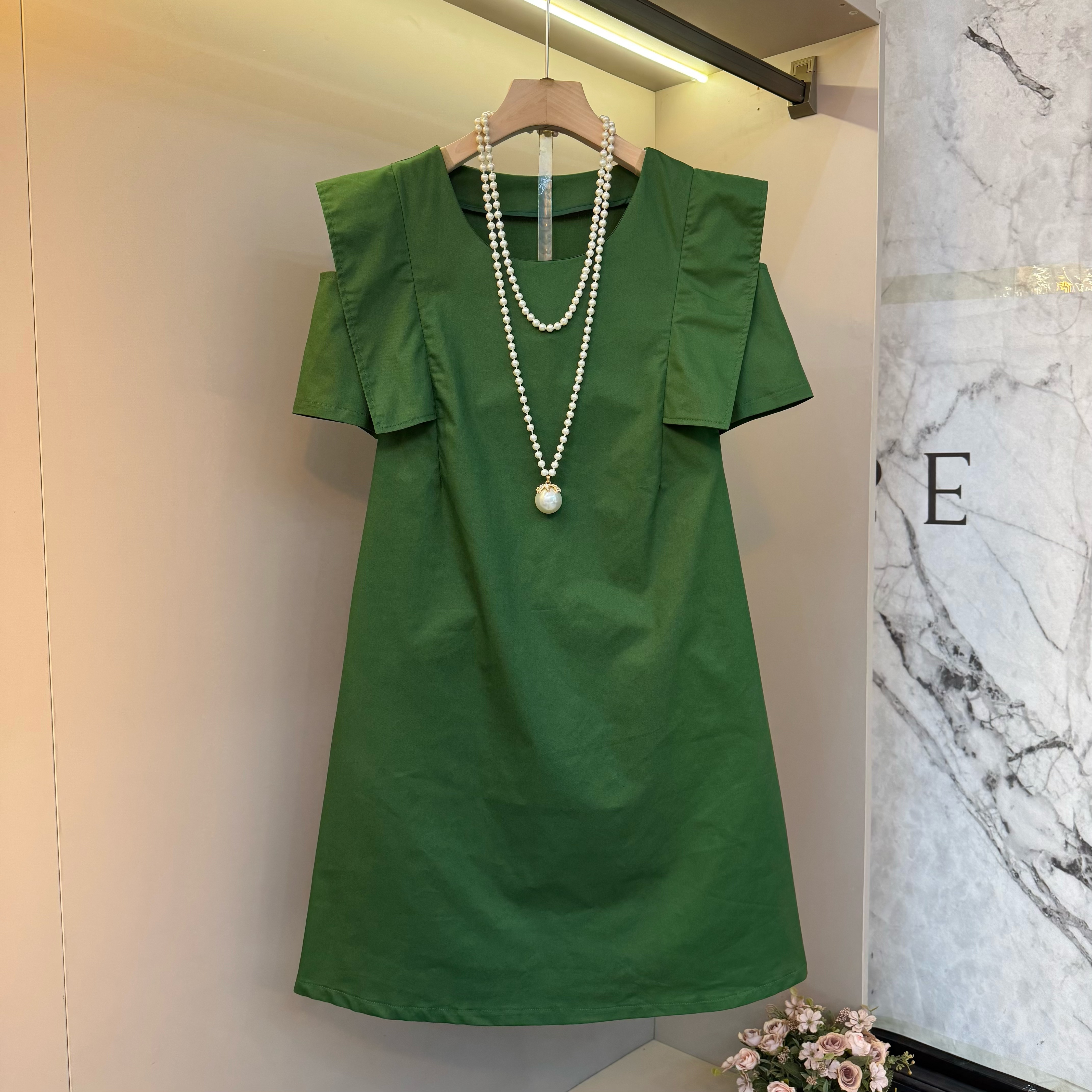 2025年夏新款高品质圆领净版胖mm宽松显瘦休闲通勤风连衣裙1593