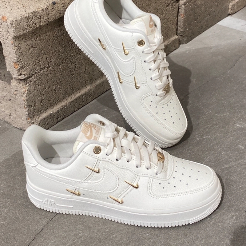 Nike耐克Air Force 1 男女款低帮空军一号四钩休闲板鞋官方正品
